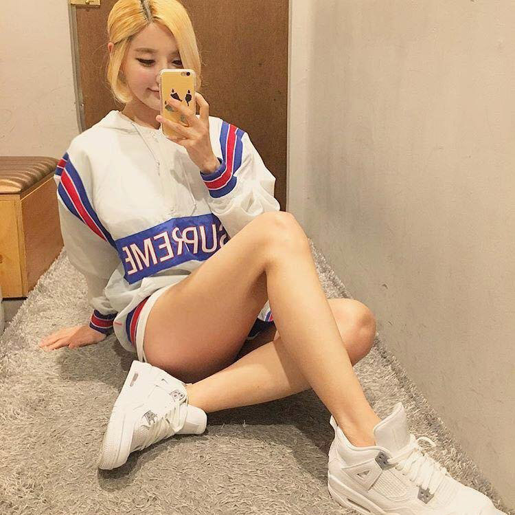 DJ Soda黄素熙上脚AJ有哪些 DJ Soda上脚的鞋款盘点 DJ Soda黄素熙上脚AJ有哪些 DJ Soda上脚的鞋款盘点